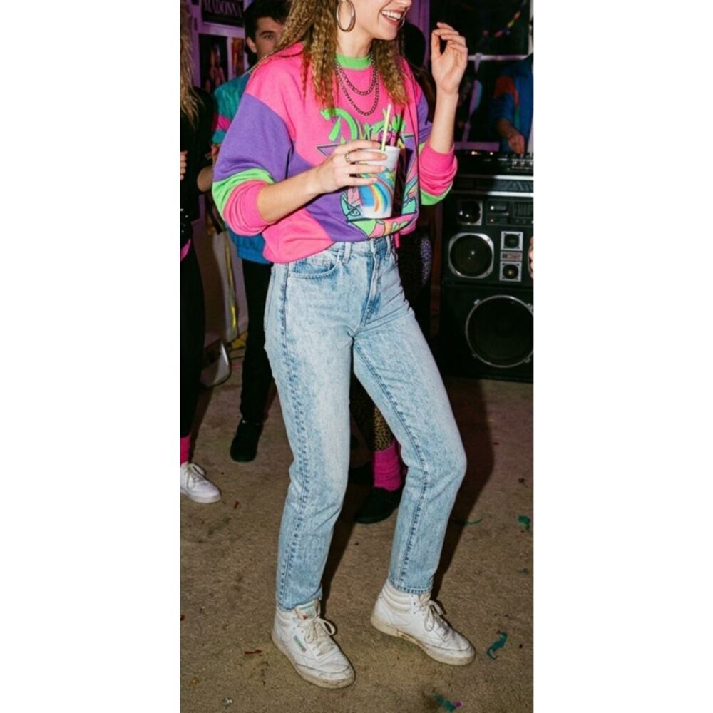 Veronica Beard 80s Style High Rise Straight Leg Jeans Light Wash Size 24 EUC